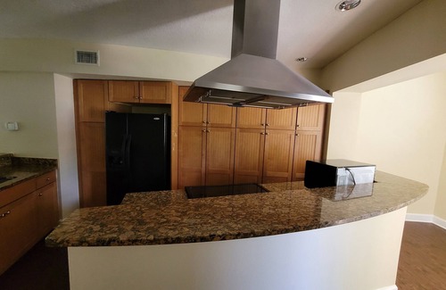 Historic Old Northeast Casa | Historic Old Northeast Poinciana townhome. Beautifully updated, unfurnished!