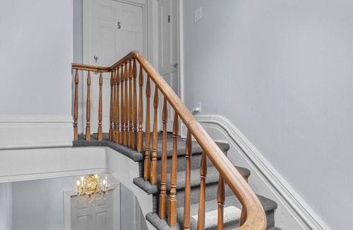 South End Apartamento | Historic Old South District Aft Castle Suite