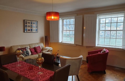 Sao Nicolau Apartamento | Historic Oporto Apartment at oporto UNESCO area, in front of Porto Wine caves