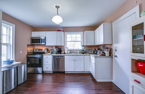 Poughkeepsie Casa | Historic Poughkeepsie Home Near Arlington & Vassar