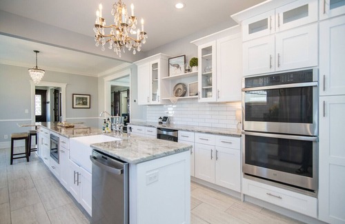 Lake Geneva Casa | Historic Retreat - steps from the Lake and Downtown