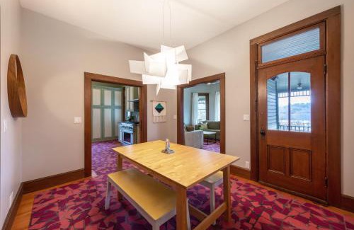 Hood River Casa | Historic Roe Parker 30 day minimum
