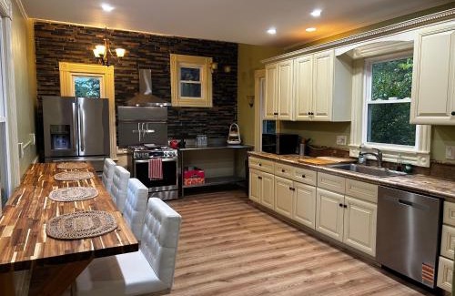 Springfield Casa | Historic Springfield Home