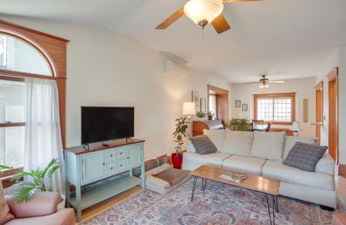 Merriam Park Casa | Historic St Paul Home Between Twin Cities!