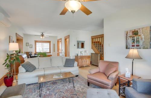 Merriam Park Casa | Historic St Paul Home Between Twin Cities!