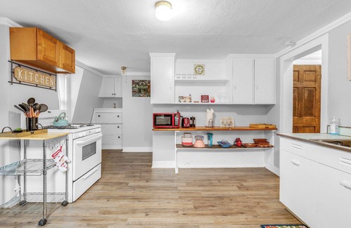 South Green Apartamento | Historic Studio Near Trinity College with Fast WiFi