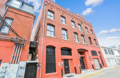 Historic District - North Casa | Historic TA Bryson House with rooftop garden and private underground garage!