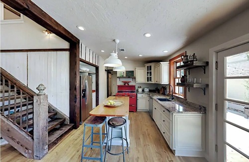Templeton Casa | Historic Templeton Hayloft Barn