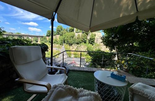 Bonnevoie Casa | Historic Town Luxe and Epic View