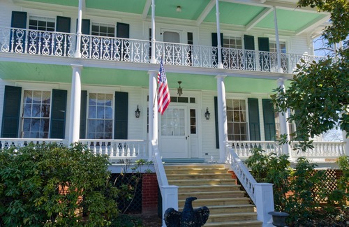 Gordonsville Casa | Historic Unique Antique Manor House Near Keswick and Charlottesville, Virginia.