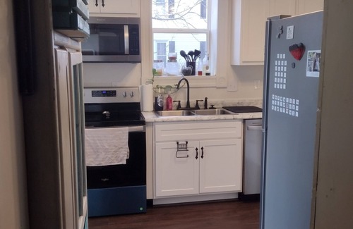 Fredericktown Casa | Historic Victorian close to amazing hiking - pet friendly!