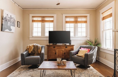 West Campus Casa | Historic Victorian 4BR Home on UT Campus and Downtown