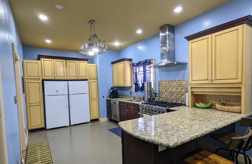 Sunbury Casa | Historic Victorian dream house along the Susquehanna River