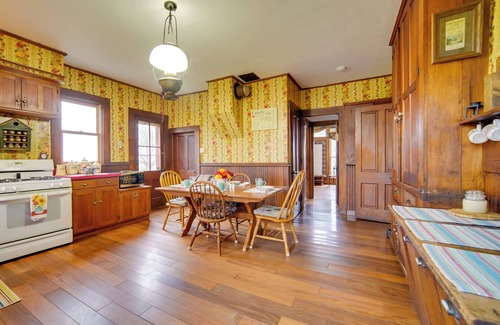 Chautauqua Casa | Historic Victorian Farmhouse w/ Porch & Views!