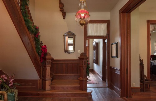 Cuero Casa | Historic Victorian Home