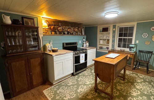 Andrews Casa | Historic Walker Inn