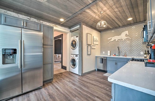 Westfield Casa | Historic Westfield Home: 2 Mi to Lake Erie!