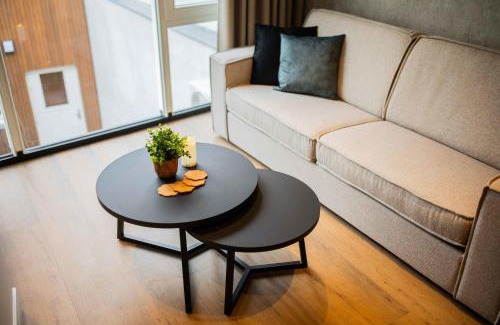 Eindhoven City Center Apartamento | Historical 80m2 Retreat with Sauna option - R51B