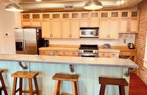 Livingston Casa | Historical Charm with Modern Comforts