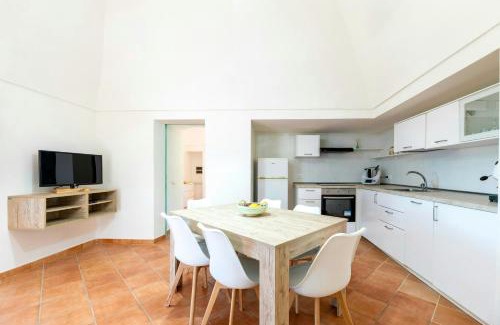 Pantelleria Casa | Historical Dammuso With Pool In Pantelleria