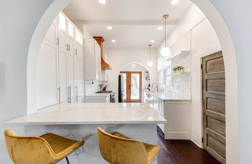 Government Hill Casa | Historical Haven: Luxe 5-Bedroom, Pool & Hot Tub