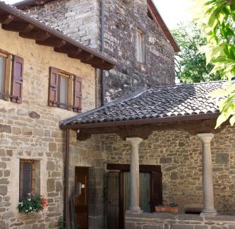 Fontanella Apartamento | Historical House Medieval Abbey - Al Chiostro