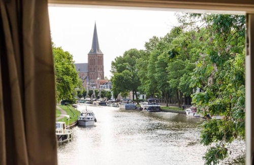 Maarssen Casa | Historical house on river Vecht