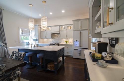 New London Casa | Historical New England coastal holiday home-2 min. from Ocean Beach