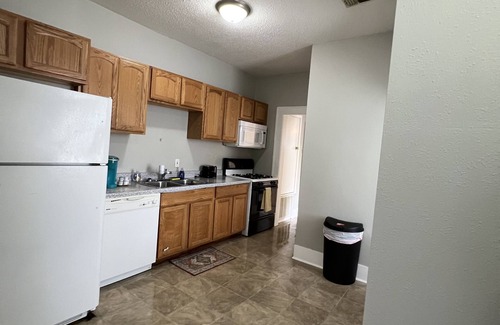 Caddo Heights-South Highlands Apartamento | Historical Spacious 1-Bedroom Apartment