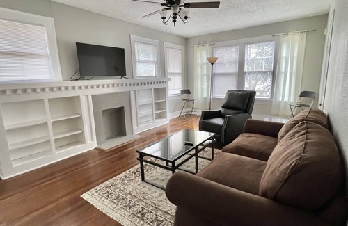 Caddo Heights-South Highlands Apartamento | Historical Spacious 1-Bedroom Apartment