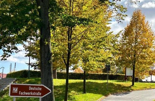 Grossschoenau Apartamento | Historische Blockstube anno 1763 - Romantisches Studio-Apartment mit Infrarot-Sauna