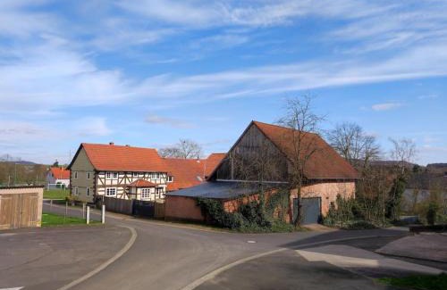 Schenklengsfeld Casa | Historischer Hof, einladend für Mensch und Tier.