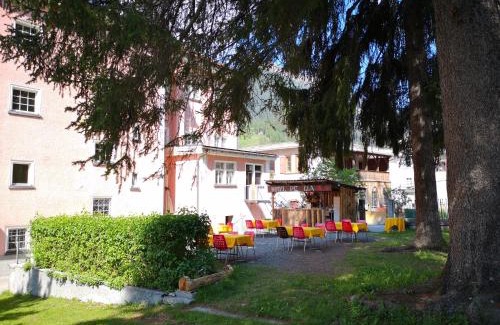 Berguen Hotel | Historisches Hotel Piz Ela Bergün