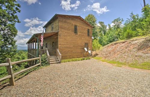 Unaka Casa | Hiwassee Hideaway Cabin with Mountain Views!