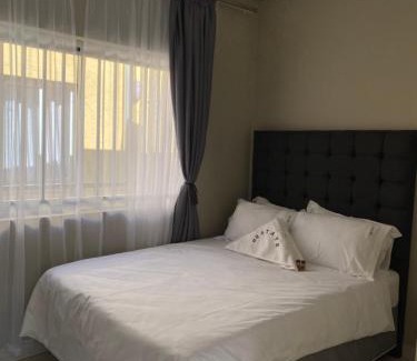 Railway Area Apartamento | HK Stays
