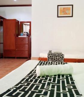 Daanbantayan Casa | HMC Guesthouse - Malapascua Island Air-conditioned Room #2