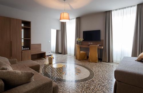 Pre Hotel | HNN Luxury Suites