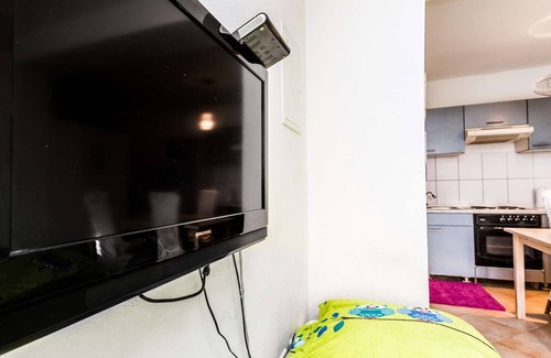 Troisdorf Apartamento | HÖ01 large apartment with dryer and washing machine