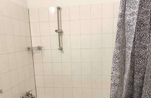 Stadtbezirk West Apartamento | HÖ01 large apartment with dryer and washing machine