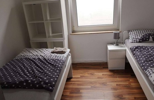 Burgeresch Apartamento | HÖ01 large apartment with dryer and washing machine