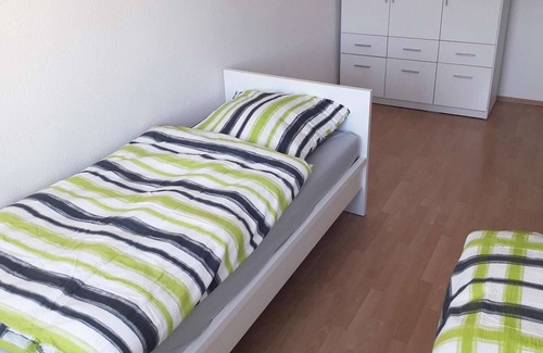 Jena-Zentrum Apartamento | HÖ01 large apartment with dryer and washing machine