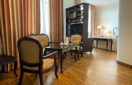 Long Xuyen Hotel | Hoa Binh 1 Hotel