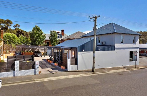 North Hobart Apartamento | Hobart Character Scenic Views in Bustling Locale