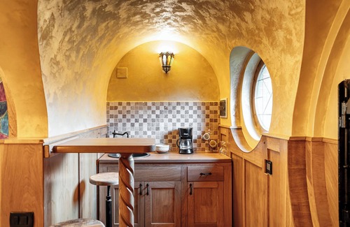 Zarnesti Cabaña | Hobbit House in marvelous Râșnov with Lake view