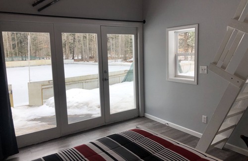 Beulah Apartamento | Hockey Room - Sleeps 7, Two TVs & Wooded Trails