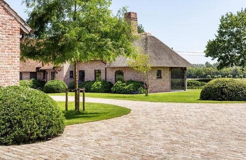 Moerkerke Casa | Hoeve den Akker: casa de vacaciones de lujo con jardín y alpacas cerca de Brujas