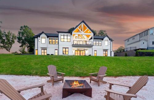 Mount Mourne Casa | Hogan Crest