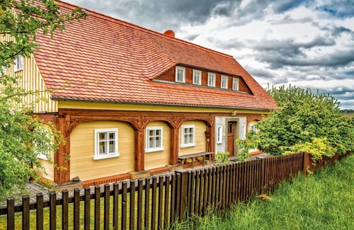 Grossschoenau Apartamento | Casa de vacaciones Wiesenhäusel