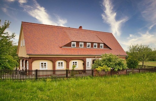 Grossschoenau Apartamento | Holiday home Wiesenhäusel