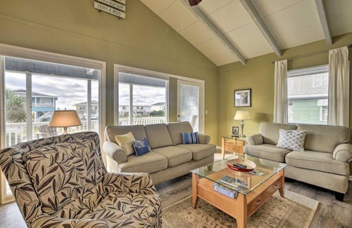 Holden Beach Casa | Holden Beach Family Abode - Steps to Ocean!